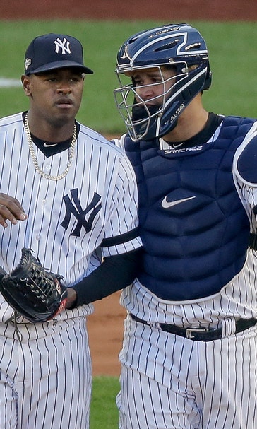 Yanks' Boone defends catcher Sánchez as 'excellent' defender